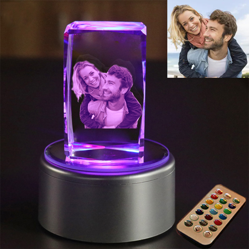 Personnalisé photo holographique 3D gravé à l'eau-forte gravée à  l'intérieur du cristal avec votre propre image gravée cadre photo  anniversaire de mariage cadeaux de mariage d'anniversaire : :  Cuisine et Maison